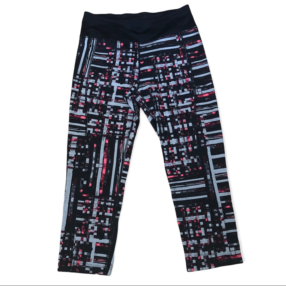 Betsey Johnson multicolor Women’s crop Leggings Sz S